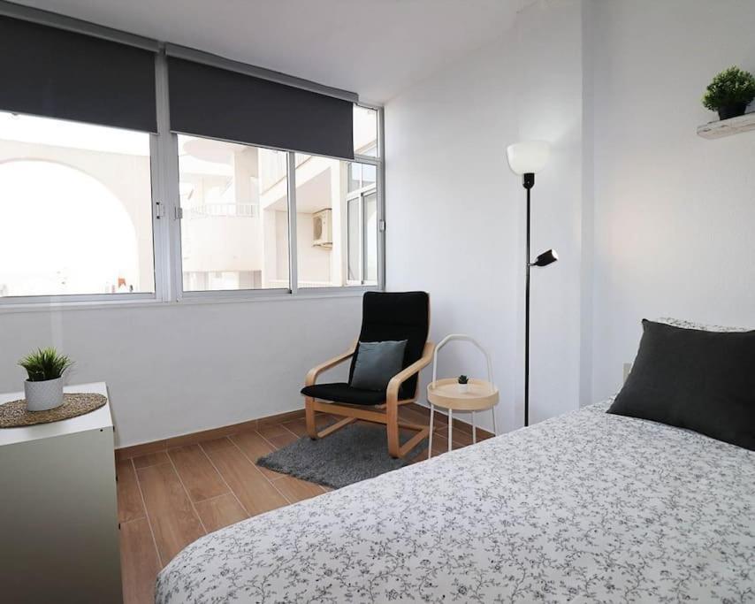 Brand New Apartment. 400 Meters Best Beach トレビエハ エクステリア 写真
